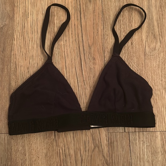Calvin Klein 2 pieces bralettes - Picture 3 of 5